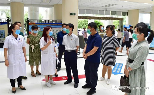  州政协到建水县人民医院开展公共卫生应急体系建设调研