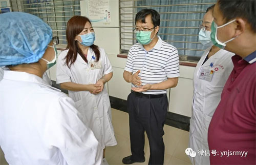  州、县人大常委会到建水县人民医院检查《中华人民共和国传染病防治法》贯彻实施情况及应对新冠肺炎疫情防控工作情况